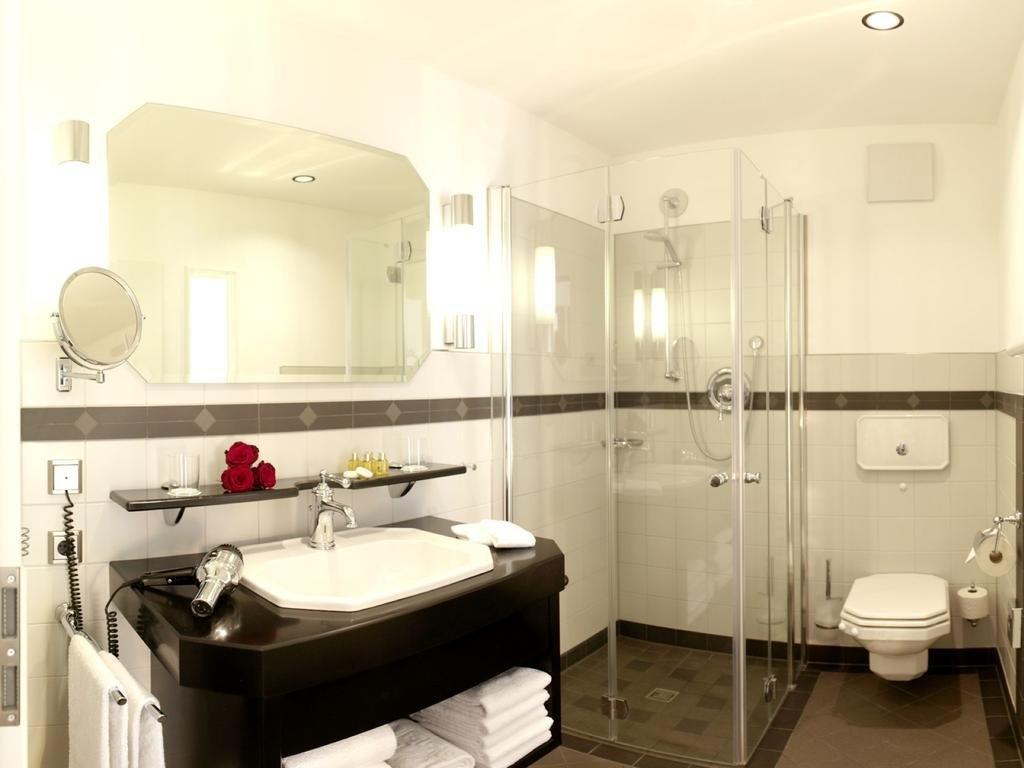 Allee Hotel Нойштадт-ан-дер-Айш Экстерьер фото