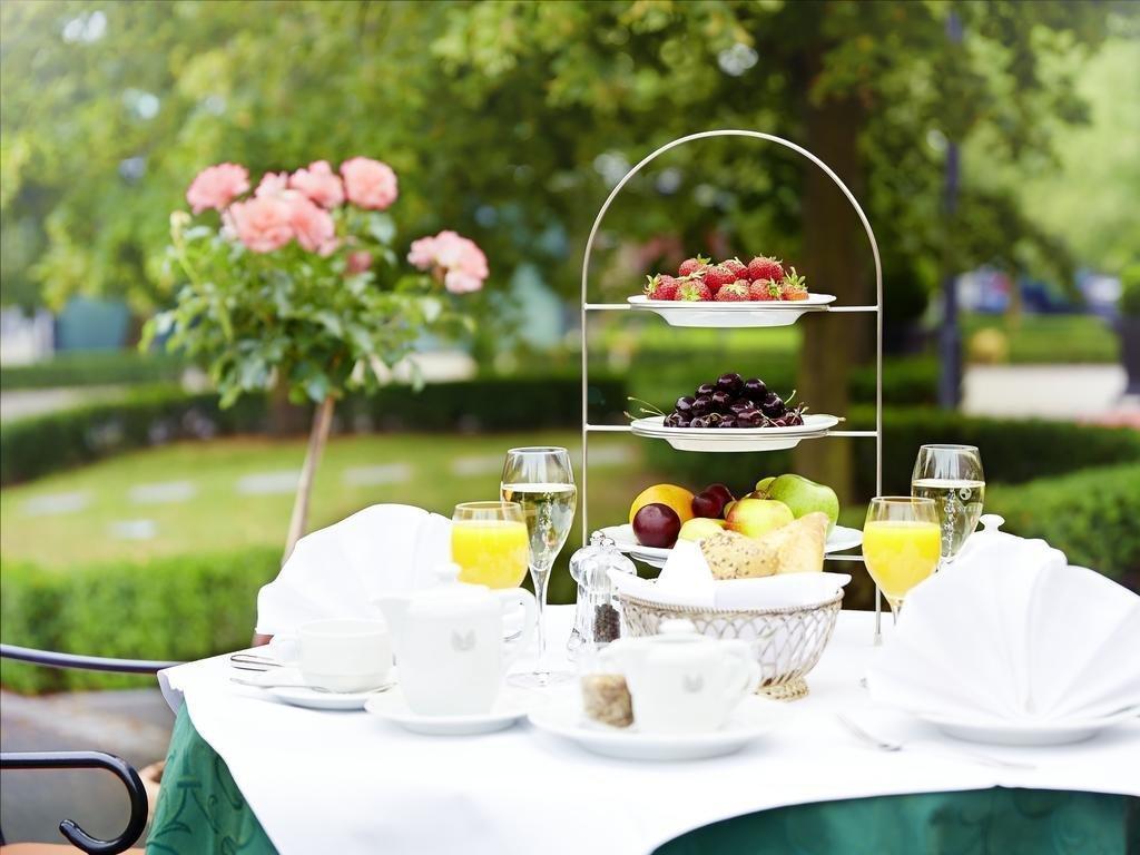 Allee Hotel Нойштадт-ан-дер-Айш Экстерьер фото